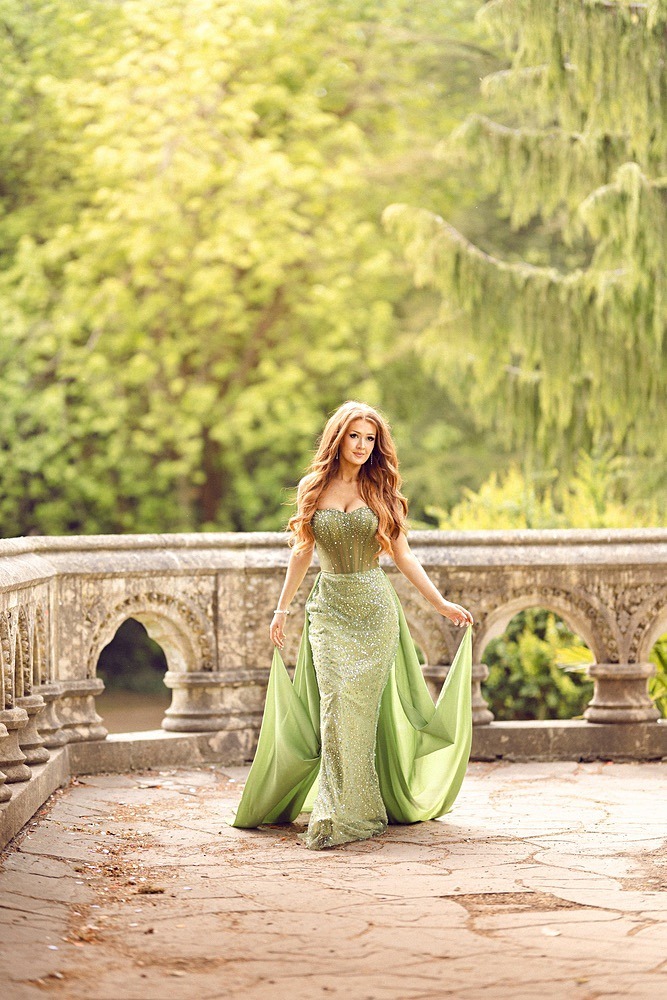  - Dancer/Fitness/Model/Actor Portfolio