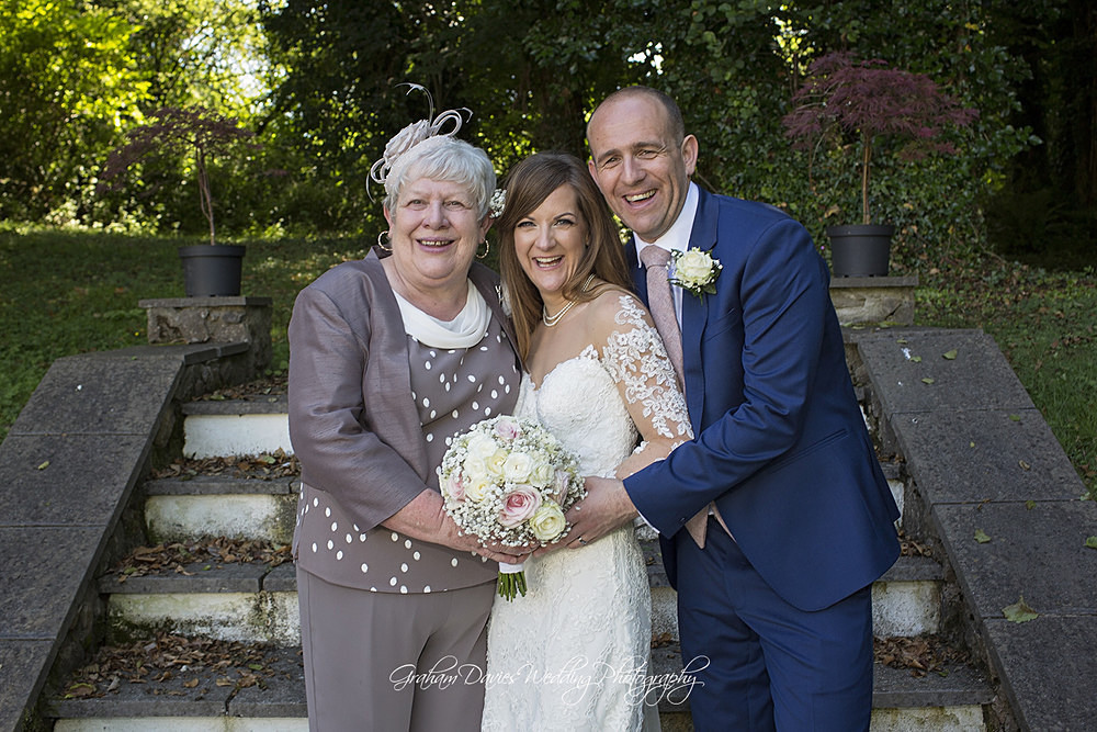 109_blog wedding pictures - Wedding Photography at Pencoed House