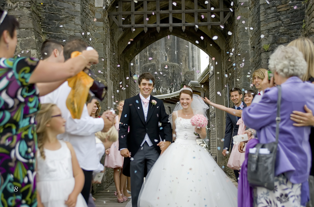 Confetti Run at Caerphilly Castle - Wedding Photography at Caerphilly Castle