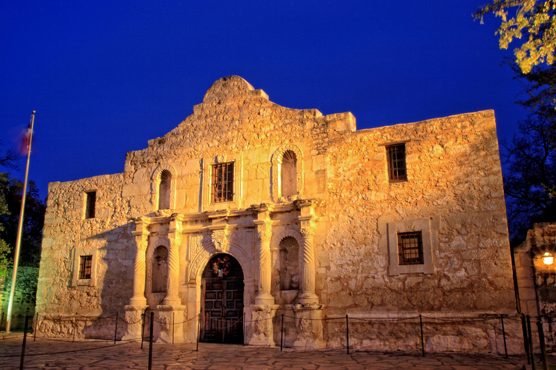 Mission San Antonio De Valero (the Alamo)