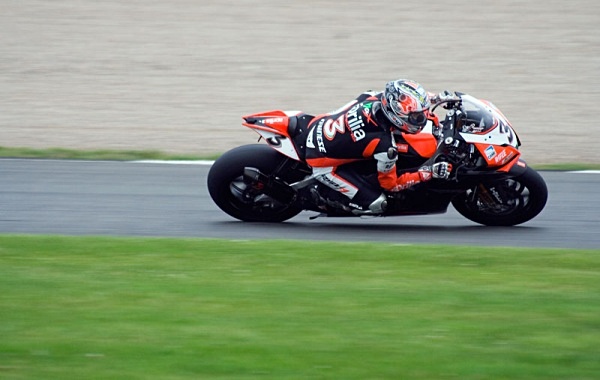 ducati motogp valentino rossi max biaggi silverstone donnington park rossi the doctor yamaha honda susuki