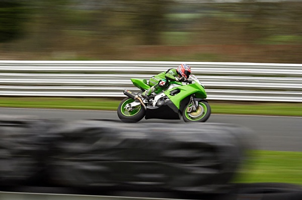 ducati motogp valentino rossi max biaggi silverstone donnington park rossi the doctor yamaha honda susuki