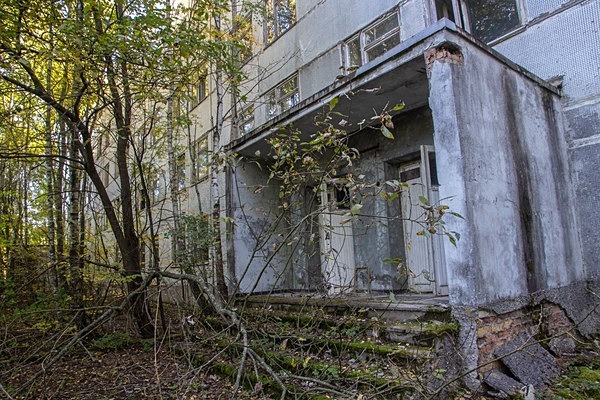 Chernobyl Pripyat Dugar Radar urbex Urban Exploration Ukraine Reactor no4  Chernobyl Nuclear Power Plant Pripyat Ghost Town Ferris Wheel Bumper Cars