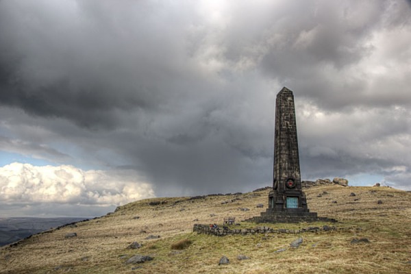the obelisk, saddleworth war memorialLandscape Photography landscape moorland m62 dovestone canon 100d nature saddleworth moor isle of man obolisk lan