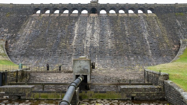Scar Housr Reservoir - Landscapes