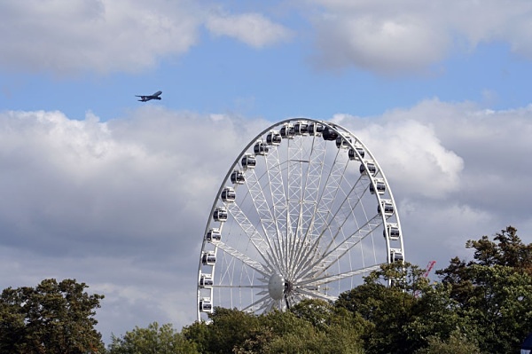 windsor castle windsor river thames