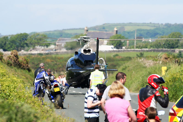 isle of man tt crash tt isle of man joey dunlop