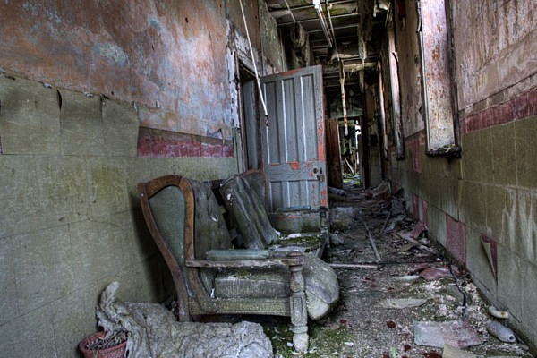 Talgarth Asylum Wales hospital urban exploration urbex
