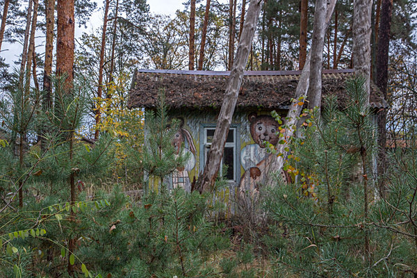 Chernobyl Pripyat Dugar Radar urbex Urban Exploration Ukraine Reactor no4  Chernobyl Nuclear Power Plant Pripyat Ghost Town Ferris Wheel Bumper Cars