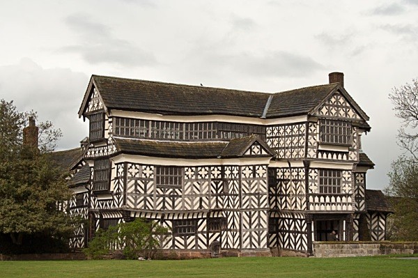 little moreton halll