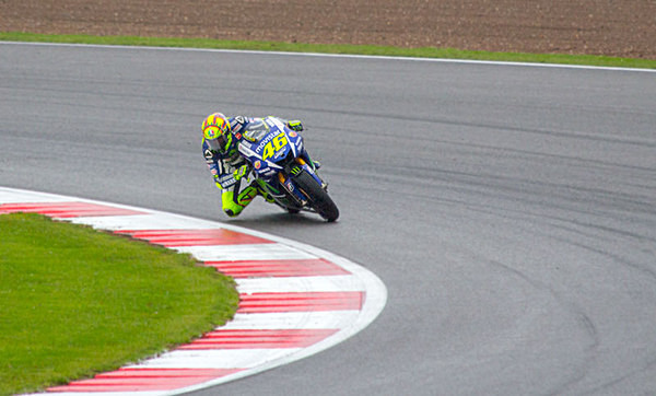 Valentino Rossi Silverstone Motogp The Doctor Greatest Of Al Time Yamaha M1 Yamaha Racing World Champion Legend Dorna