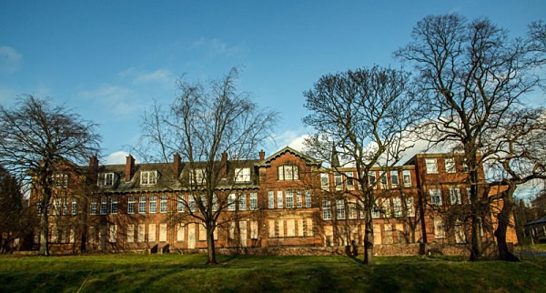 Leeds Girls School Headingley LGHS Rose Court Leeds Grammar School science Labs Girls School Monroe Mamoth Screen James Nesbit Medical Drama