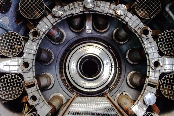 pyestock National Gas Turbine Establishment urbex urban exploration NGTE Pyestock fleet rae