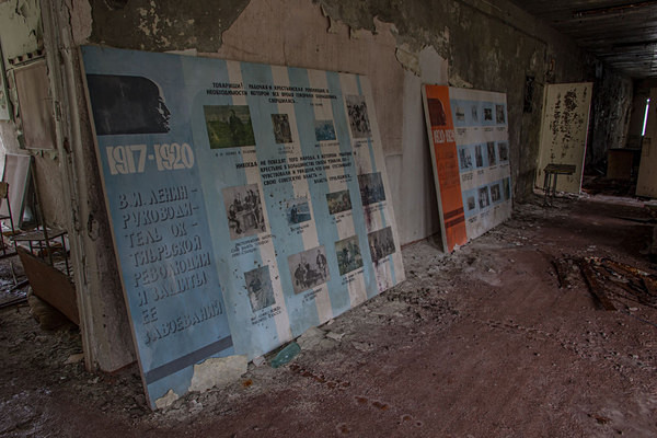 Chernobyl Pripyat Dugar Radar urbex Urban Exploration Ukraine Reactor no4  Chernobyl Nuclear Power Plant Pripyat Ghost Town Ferris Wheel Bumper Cars