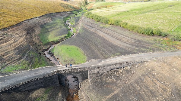 Baitings Reservoir - Landscapes