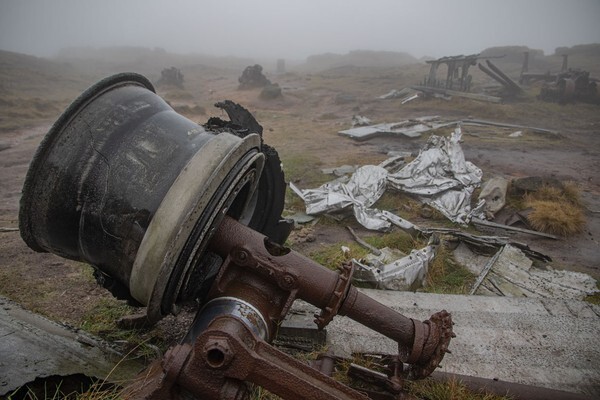 Bleaklow plane crash Glossop Derbyshire Boeing RB-29A 44-61999 Higher Shelf Stones Peak District