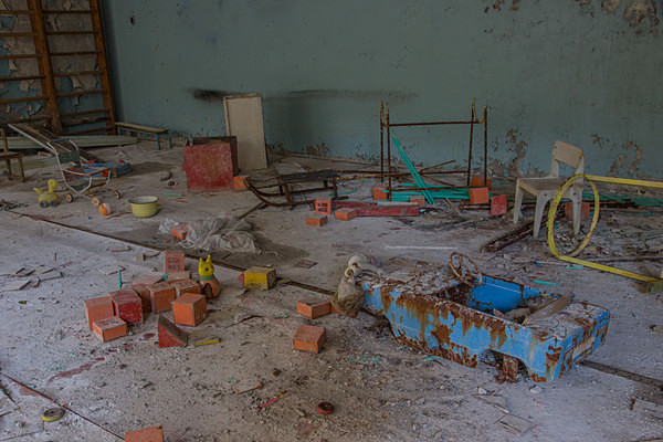 Chernobyl Pripyat Dugar Radar urbex Urban Exploration Ukraine Reactor no4  Chernobyl Nuclear Power Plant Pripyat Ghost Town Ferris Wheel Bumper Cars