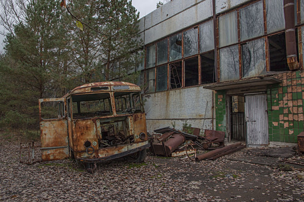 Chernobyl Pripyat Dugar Radar urbex Urban Exploration Ukraine Reactor no4  Chernobyl Nuclear Power Plant Pripyat Ghost Town Ferris Wheel Bumper Cars