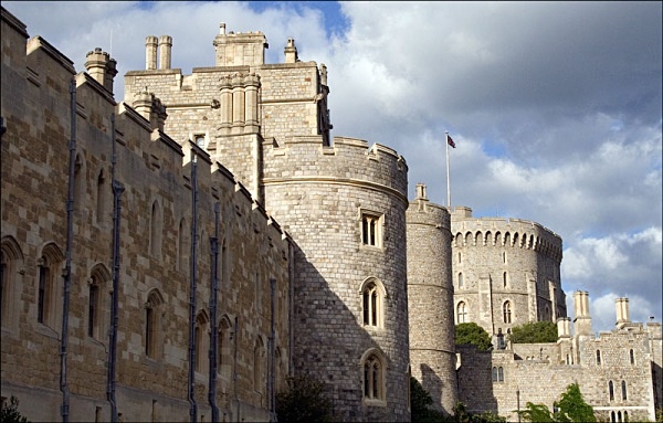 windsor castle windsor river thames