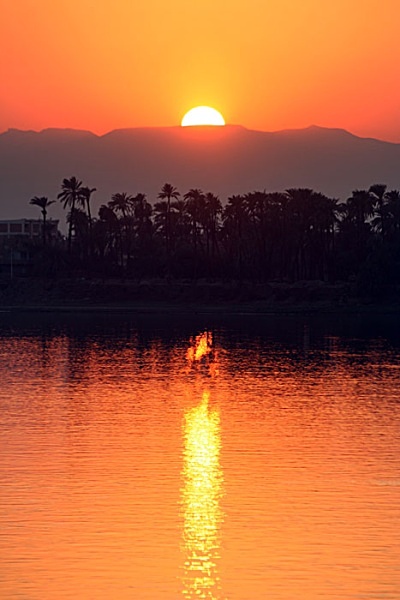 egypt pyramids sphinx luxor river nile valley of the kings
