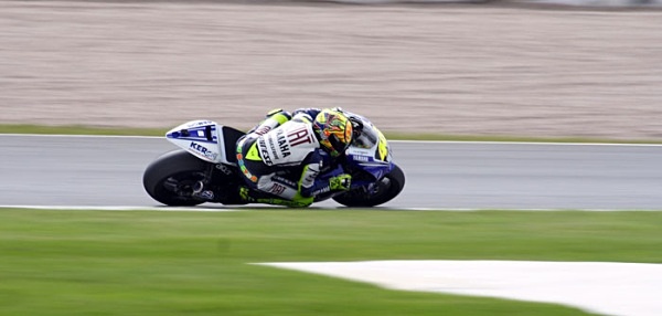 Valentino Rossi Silverstone Motogp The Doctor Greatest Of Al Time Yamaha M1 Yamaha Racing World Champion Legend Dorna