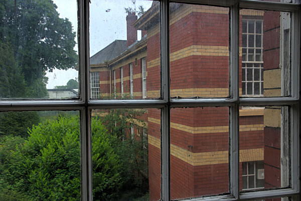 WHITCHURCH HOSPITAL (CARDIFF COUNTY ASYLUM) Cardiff City Asylum Welsh Metropolitan War Hospital  National Health Service Urbex Urban Exploration pete