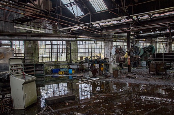 The West Bromwich Springs ltd urbex urban exploration derelict