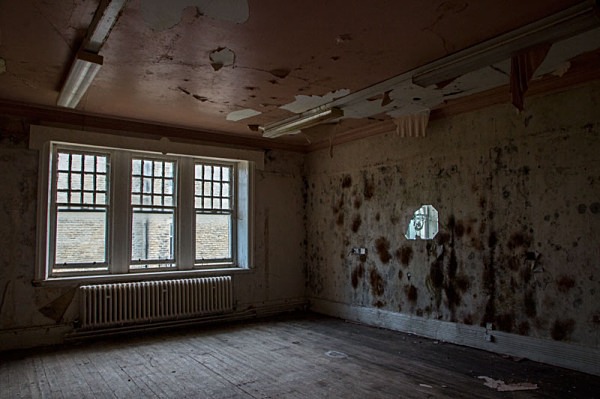 High Royds Hospital asylum urbex urban exploration hospital West Riding Pauper Lunatic Asylum peter costello  High Royds asylum