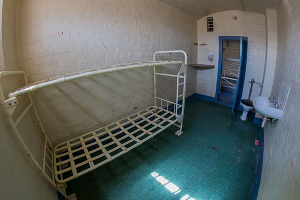 shrewsbury prison urbex urban exploration The Dana HM Prison Shrewsbury Category B/C prison George Riley hanging cell prison abandonded prison