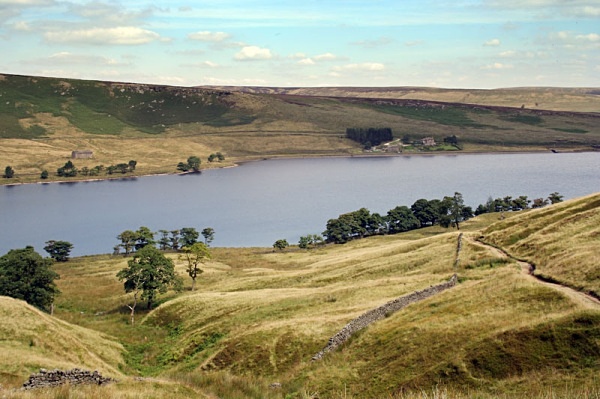 Landscape Photography landscape moorland m62 dovestone canon 100d nature saddleworth moor isle of man obolisk landscape photography peter costello