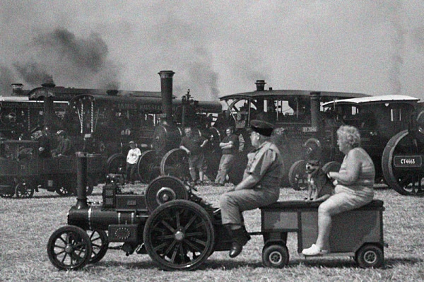 steam engine traction engine  steam show