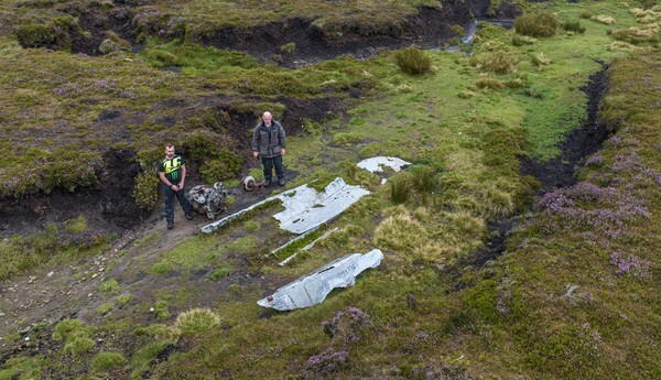Mottram Moor plane wreck - Landscapes