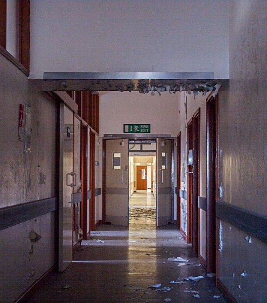 Royal Haslar Hospital gosport peter costello  urbex, urban exploration military hospital  gosport Royal Hospital Haslar  pocock brothers padded cell