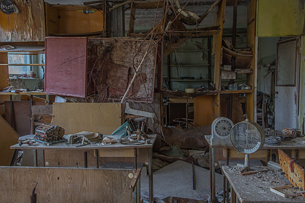 Chernobyl Pripyat Dugar Radar urbex Urban Exploration Ukraine Reactor no4  Chernobyl Nuclear Power Plant Pripyat Ghost Town Ferris Wheel Bumper Cars
