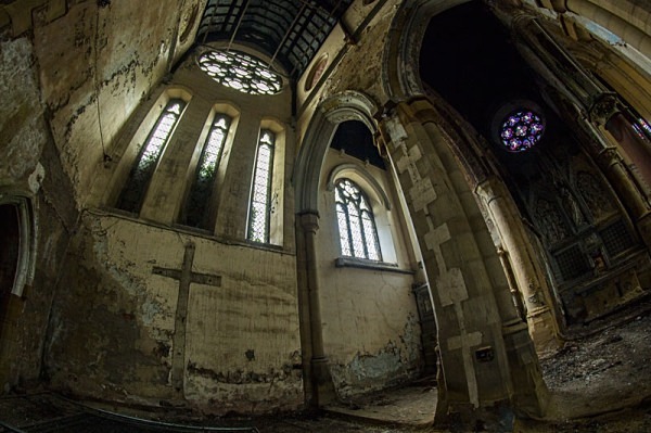 Mount St Mary's Church Leeds urbex urban exploration derelict church mount st mary's Church of the Immaculate Virgin Mary joseph hansom Gothic Revival