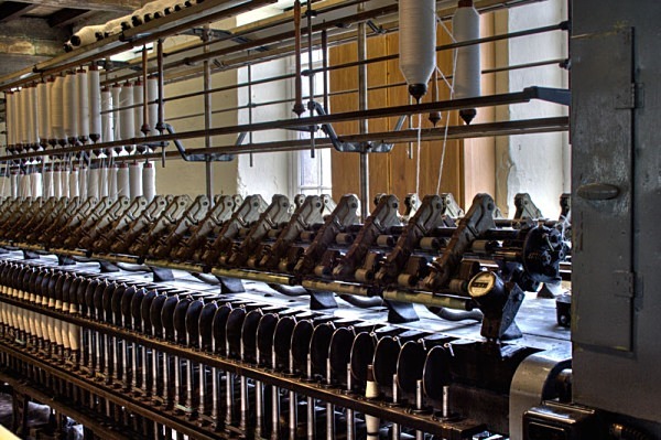 Quarry Bank Mill national trust cotton spinning quarry bank