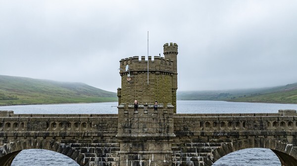 Scar Housr Reservoir - Landscapes
