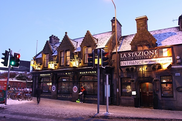 Ryrie's Bar, Haymarket - Edinburgh (Auld Reekie)