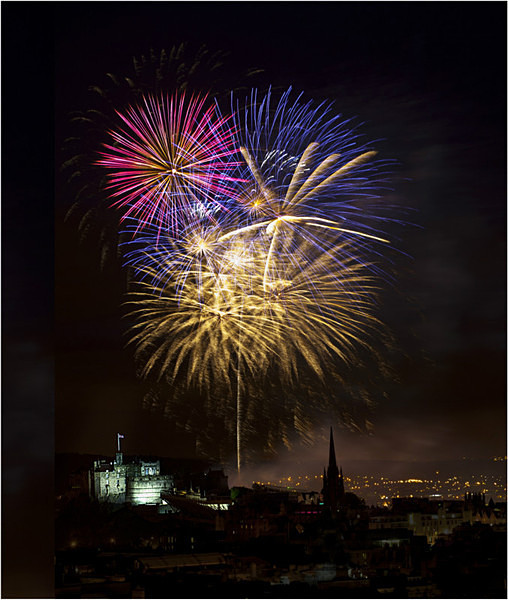 Festival Fireworks 3 - Edinburgh (Auld Reekie)