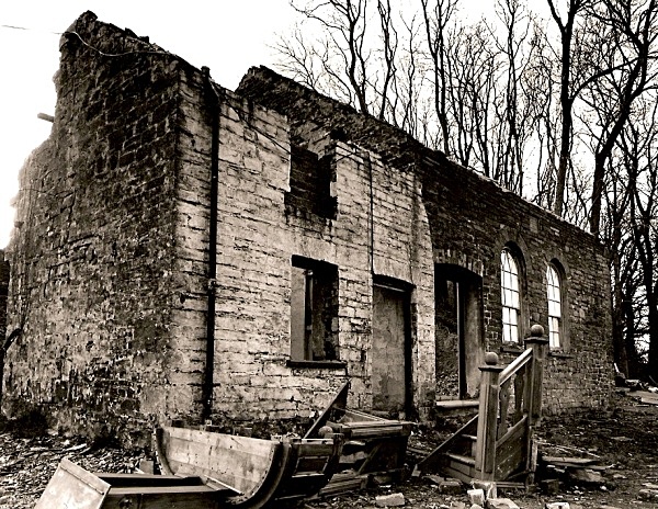 BEULAH CAPEL, Aberystywth, Ceredigion 2004 - OTHER TYPES RUINS IN CEREDIGION
