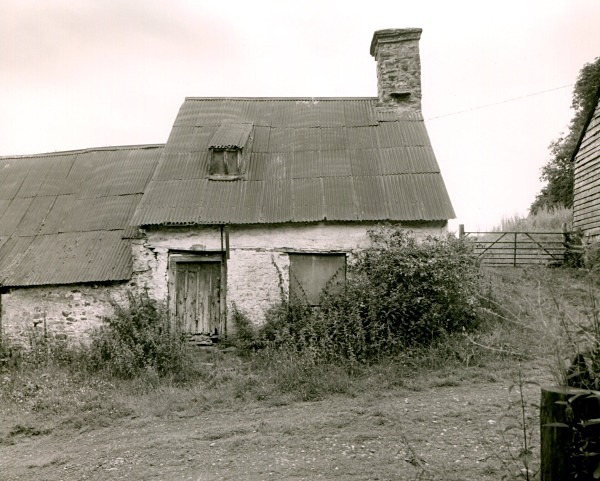 NEUADD FACH, Builth Wells, Radnorshire 2011 - RADNORSHIRE