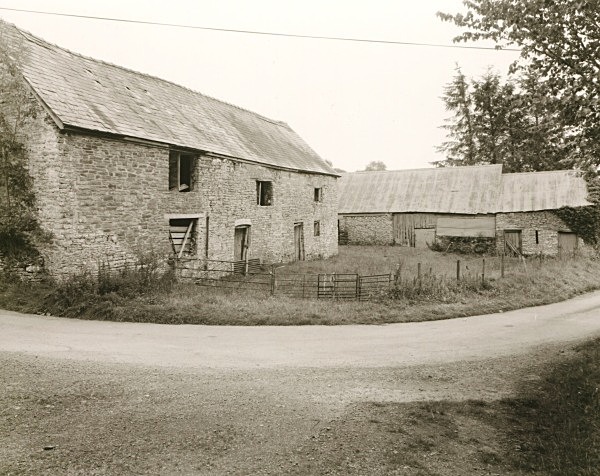 HOUSE, Llandeilo Graban, Radnorshire 2011 - RADNORSHIRE