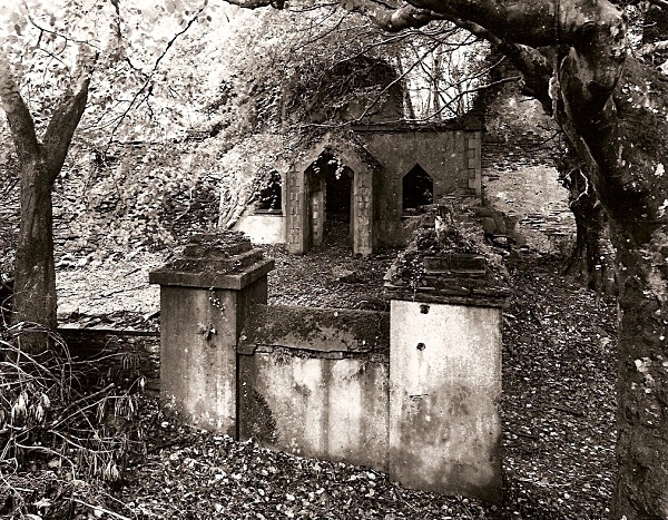 TALYSARN HALL or PLAS DOROTHEA, Nantlle Valley, Caernarvonshire 2009