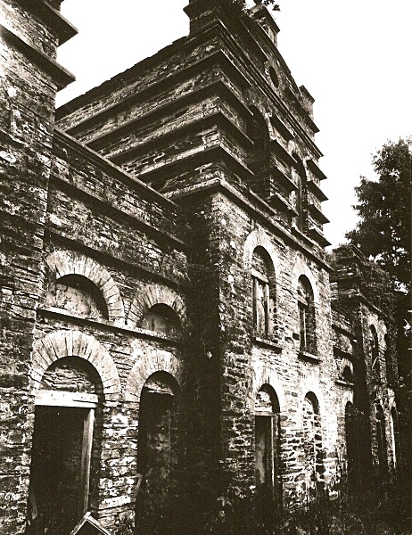 PIGEON HOUSE, Cilwendig House (not derelict), Boncath, Pembrokeshire 2004