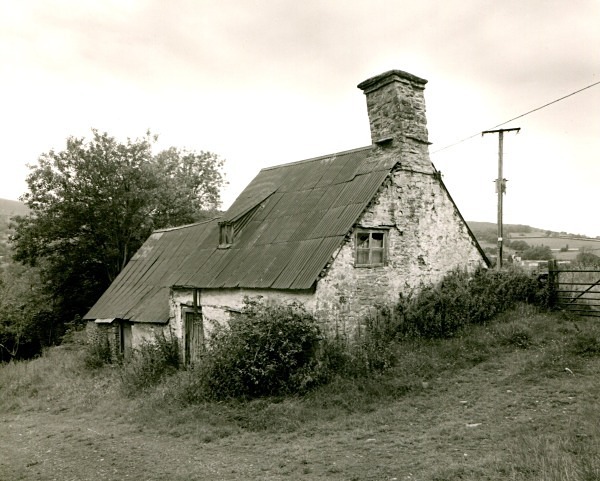 NEUADD FACH, Builth Wells, Radnorshire 2011 - RADNORSHIRE