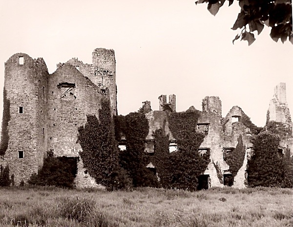 BOVERTON PLACE, Boverton, Nr Llantwit Major, Glamorgan 2009