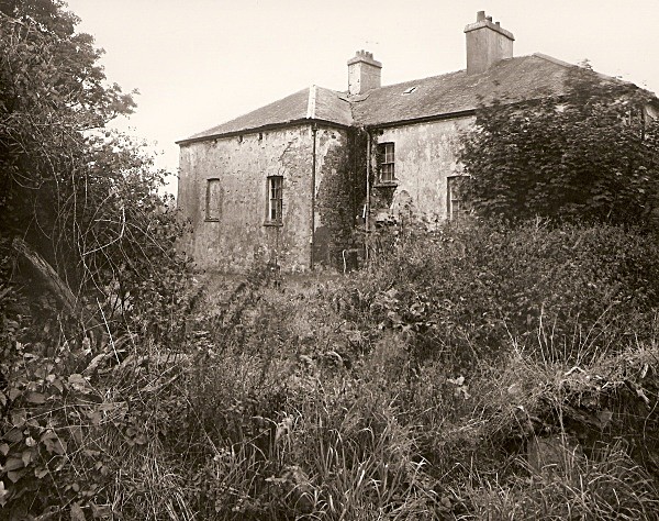 Notes on COURT / CWRT, Llanychaer, Pembrokeshire 2010 - PEMBROKESHIRE
