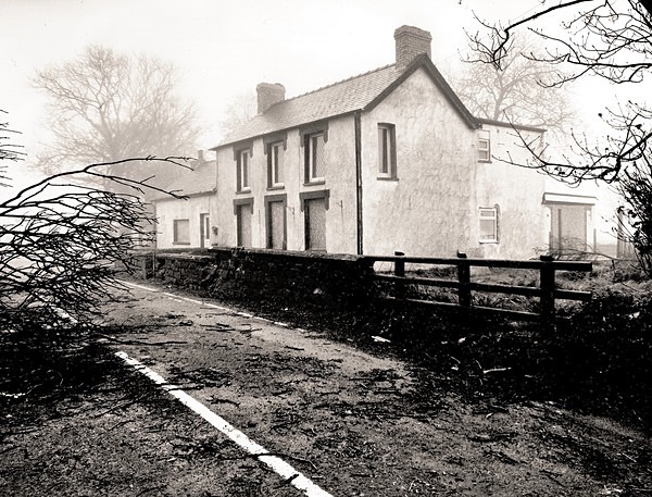 POST BACH, Synod Inn, Ceredigion 2014 - CEREDIGION FARMS & COTTAGES