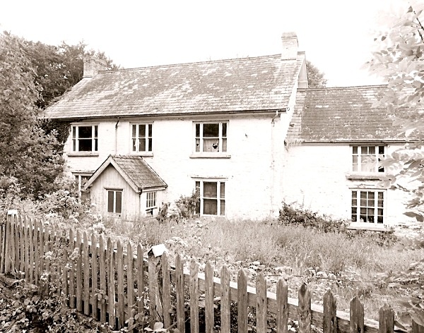 ABERDUHONW, Builth Wells, Beaconshire 2009