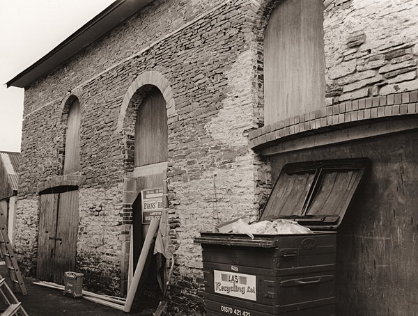 TABERNACLE CHAPEL, Lampeter, Ceredigion 2014 - OTHER TYPES RUINS IN CEREDIGION